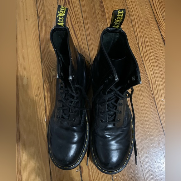 Dr Martens Black Size 9 - Picture 2 of 7